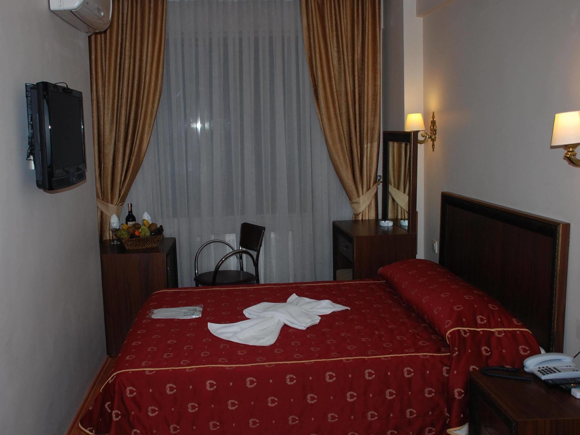 K Royal Hotel - Old City Стамбул Экстерьер фото