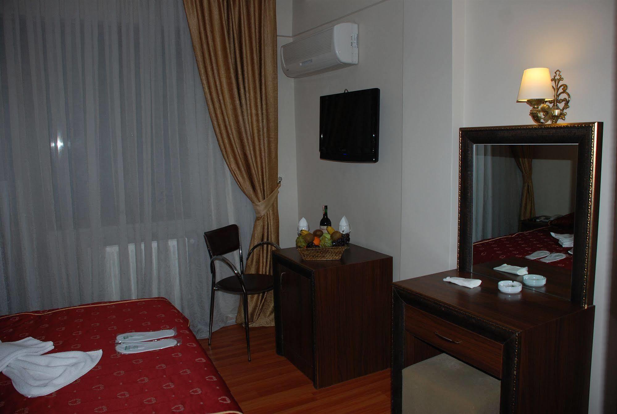 K Royal Hotel - Old City Стамбул Экстерьер фото